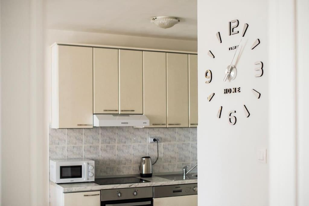 Apartment Jully Podstrana Eksteriør bilde