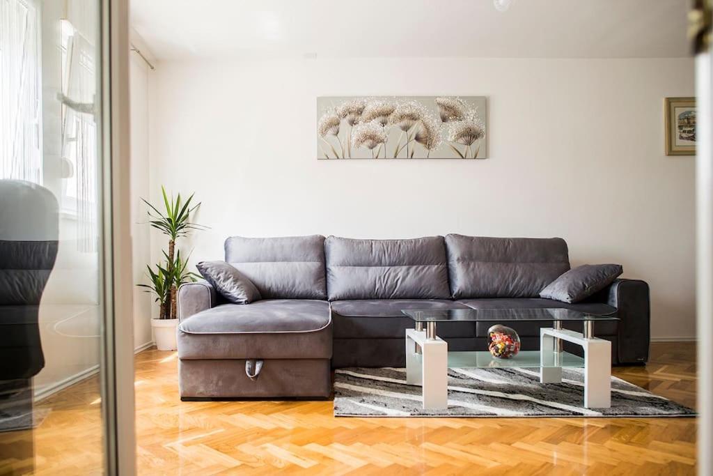 Apartment Jully Podstrana Eksteriør bilde